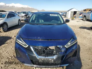 2022 Nissan Maxima SV with VIN 1N4AA6CV3NC503013, listed as a Copart auction lot 50349055 with 44,399 mi miles and Salvage title. Bid and sale history available at DreamBid. Image 5.