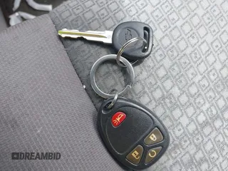 2009 Chevrolet Equinox 2LT z VIN 2CNDL53F196230295, wystawiony jako IAAI lot #42147948 z przebiegiem 171 649 mil mil oraz . Historia ofert i sprzedaży dostępna na DreamBid. Obrazek 11.