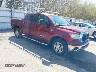2007 Toyota Tundra SR5 with VIN 5TBDV54117S487602, listed as a IAAI auction lot 42106287 with 214,725 mi miles. Bid and sale history available at carsss.com. Image 1.