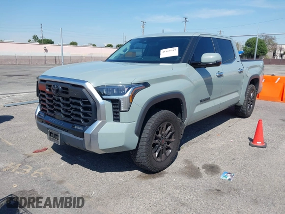 2022 Toyota Tundra Limited with VIN 5TFJA5AB6NX012246, listed as a IAAI auction lot 41868289 with 32,298 mi miles and . Bid and sale history available at DreamBid. Image 18.