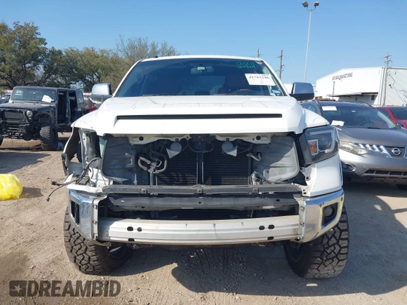 2015 Toyota Tundra Platinum z VIN 5TFGY5F15FX176935, wystawiony jako IAAI lot #41763346 z przebiegiem 150 110 mil mil oraz . Historia ofert i sprzedaży dostępna na DreamBid. Obrazek 13.