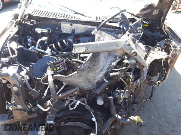 2016 Lincoln Navigator Reserve with VIN 5LMJJ2LT2GEL04567, listed as a Copart auction lot 37650040 with Not provided miles and Salvage title. Bid and sale history available at DreamBid. Image 7.