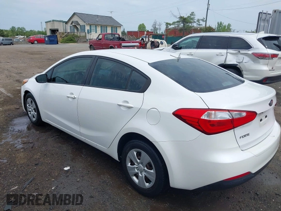 2015 Kia Forte LX with VIN KNAFX4A69F5306199, listed as a IAAI auction lot 42125781 with 116,788 mi miles and . Bid and sale history available at carsss.com. Image 3.
