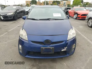 2011 Toyota Prius I with VIN JTDKN3DU8B5287330, listed as a IAAI auction lot 41892691 with 210,703 mi miles. Bid and sale history available at carsss.com. Image 12.