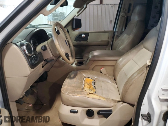 2005 Ford Expedition Eddie Bauer z VIN 1FMFU17565LA75969, wystawiony jako Copart lot #42713195 z przebiegiem 171 427 mil mil oraz Szkoda całkowita • Salvage title. Historia ofert i sprzedaży dostępna na DreamBid. Obrazek 7.