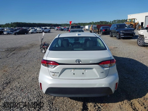2024 Toyota Corolla LE with VIN 5YFB4MDE2RP152441, listed as a IAAI auction lot 42187904 with 8,599 mi miles and . Bid and sale history available at DreamBid. Image 17.