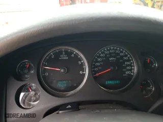 2008 Chevrolet Avalanche LTZ with VIN 3GNEC12098G233082, listed as a Copart auction lot 70224374 with 155,239 mi miles and Salvage Title. Bid and sale history available at carsss.com. Image 9.