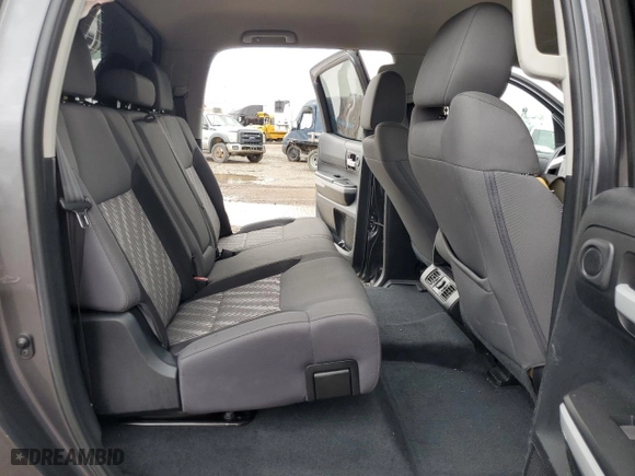 2019 Toyota Tundra 2WD SR5 with VIN 5TFEM5F1XKX141529, listed as a Copart auction lot 81093724 with 253,694 mi miles and Salvage Title. Bid and sale history available at carsss.com. Image 10.