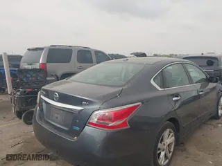 2013 Nissan Altima 2.5 SV with VIN 1N4AL3APXDN536784, listed as a IAAI auction lot 41825176 with 243,304 mi miles. Bid and sale history available at carsss.com. Image 4.