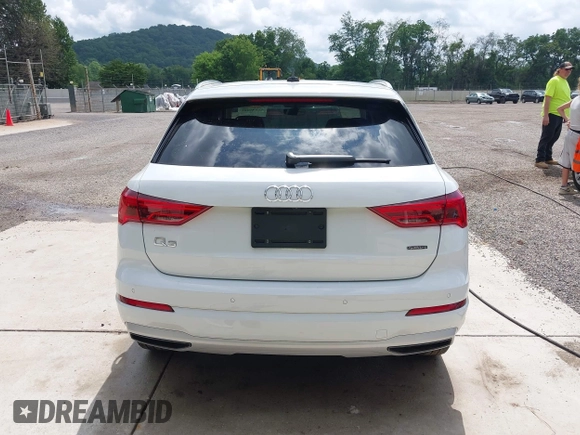 2022 Audi Q3 Premium Plus with VIN WA1BUCF36N1138119, listed as a IAAI auction lot 42536021 with 25,797 mi miles and . Bid and sale history available at DreamBid. Image 17.