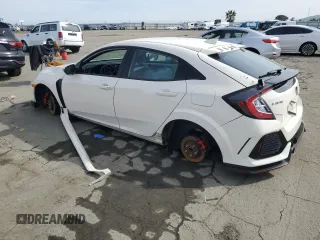2018 Honda Civic Type R Touring z VIN SHHFK8G78JU200261, wystawiony jako Copart lot #49848535 z przebiegiem 32 426 mil mil oraz Szkody całkowita. Historia ofert i sprzedaży dostępna na DreamBid. Obrazek 2.