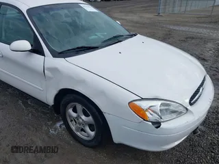 2002 Ford Taurus SES Standard with VIN 1FAFP55U12A184513, listed as a IAAI auction lot 41125306 with 241,896 mi miles. Bid and sale history available at carsss.com. Image 6.