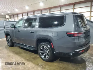 2024 Jeep Wagoneer Series III with VIN 1C4SJSDP9RS174434, listed as a Copart auction lot 62496425 with 39,992 mi miles and Clean title. Bid and sale history available at DreamBid. Image 2.