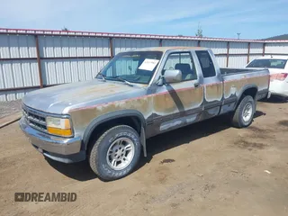 1992 Dodge Dakota with VIN 1B7GG23X9NS683519, listed as a IAAI auction lot 42217984 with 178,152 mi miles and . Bid and sale history available at carsss.com. Image 2.