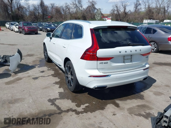 2019 Volvo XC60 Inscription z VIN LYV102RL9KB284828, wystawiony jako IAAI lot #41925864 z przebiegiem 94 394 mil mil oraz . Historia ofert i sprzedaży dostępna na DreamBid. Obrazek 3.