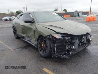 2024 Lamborghini Urus S z VIN ZPBUB3ZL9RLA30855, wystawiony jako IAAI lot #41637487 z przebiegiem 6 997 mil mil oraz . Historia ofert i sprzedaży dostępna na DreamBid. Obrazek 1.