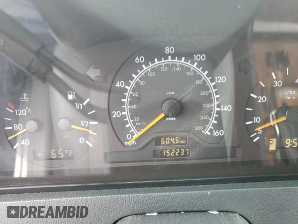 2000 Mercedes-Benz C 230 Kompressor with VIN WDBHA24GXYA821193, listed as a Copart auction lot 51160054 with 152,237 mi miles and Salvage Title. Bid and sale history available at carsss.com. Image 9.