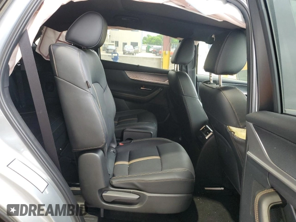 2025 Mazda CX-90 Premium Plus Package z VIN JM3KKEHD4S1218468, wystawiony jako Copart lot #55056755 z przebiegiem 2292 mil mil oraz Szkody całkowita. Historia ofert i sprzedaży dostępna na DreamBid. Obrazek 11.