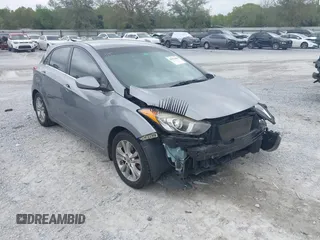 2013 Hyundai Elantra GT with VIN KMHD35LE8DU033254, listed as a IAAI auction lot 41956469 with 98,484 mi miles. Bid and sale history available at carsss.com. Image 1.