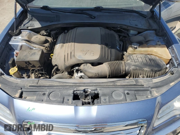 2011 Chrysler 300 C z VIN 2C3CA6CTXBH581058, wystawiony jako Copart lot #51690545 z przebiegiem 147 218 mil mil oraz Szkoda całkowita • Salvage title. Historia ofert i sprzedaży dostępna na DreamBid. Obrazek 11.