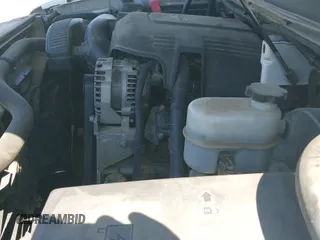 2008 Chevrolet Suburban LTZ z VIN 3GNFC16078G120116, wystawiony jako IAAI lot #42691043 z przebiegiem 178 539 mil mil oraz . Historia ofert i sprzedaży dostępna na DreamBid. Obrazek 19.