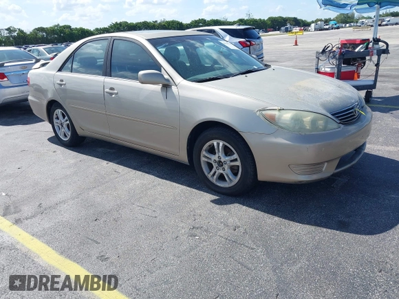 2005 Toyota Camry LE с VIN 4T1BE30K65U052726, выставлен на аукционе IAAI как лот 42538704 с пробегом 155 227 миль миль и . История ставок и продаж доступна на DreamBid. Изображение 1.