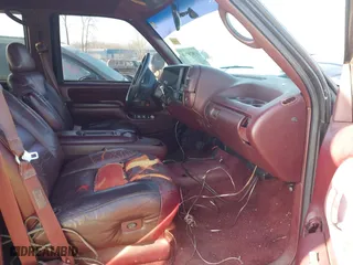 1996 Chevrolet Tahoe with VIN 1GNEK13RXTJ418622, listed as a IAAI auction lot 41879760 with 349,211 mi miles. Bid and sale history available at carsss.com. Image 5.
