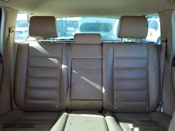 2004 Volkswagen Touareg with VIN WVGEM77L64D059129, listed as a Copart auction lot 42701525 with 0 mi miles and Salvage Title. Bid and sale history available at carsss.com. Image 10.
