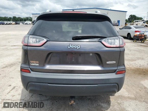 2019 Jeep Cherokee Latitude Plus z VIN 1C4PJLLB5KD226718, wystawiony jako Copart lot #62527585 z przebiegiem 99 990 mil mil oraz Szkoda całkowita • Salvage title. Historia ofert i sprzedaży dostępna na DreamBid. Obrazek 6.