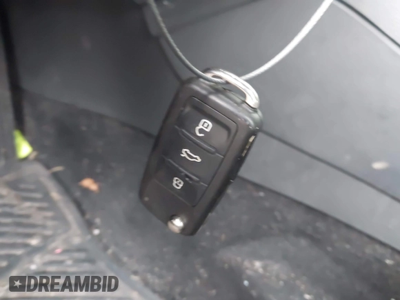 2015 Volkswagen Jetta S с VIN 3VW2K7AJ2FM406318, выставлен на аукционе IAAI как лот 42340261 с пробегом 140 313 миль миль и . История ставок и продаж доступна на DreamBid. Изображение 11.