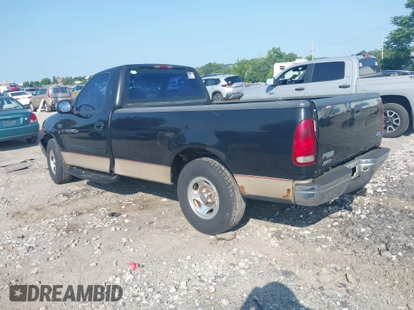 2000 Ford F-150 XL z VIN 1FTZF1723YNA11897, wystawiony jako IAAI lot #42806638 z przebiegiem Nie podano mil oraz . Historia ofert i sprzedaży dostępna na DreamBid. Obrazek 3.