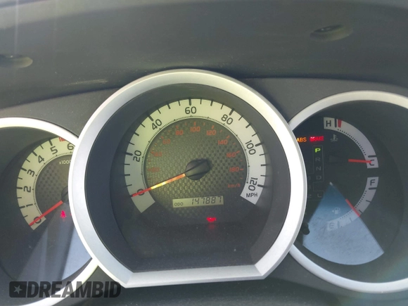 2014 Toyota Tacoma with VIN 3TMLU4EN7EM146705, listed as a IAAI auction lot 41949827 with 147,887 mi miles and . Bid and sale history available at DreamBid. Image 7.