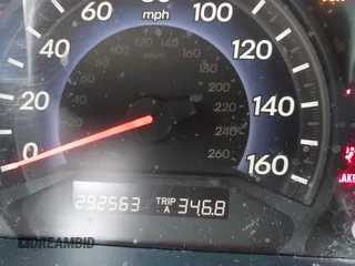 2005 Honda Odyssey LX with VIN 5FNRL38245B024753, listed as a IAAI auction lot 41839673 with 292,563 mi miles. Bid and sale history available at carsss.com. Image 7.