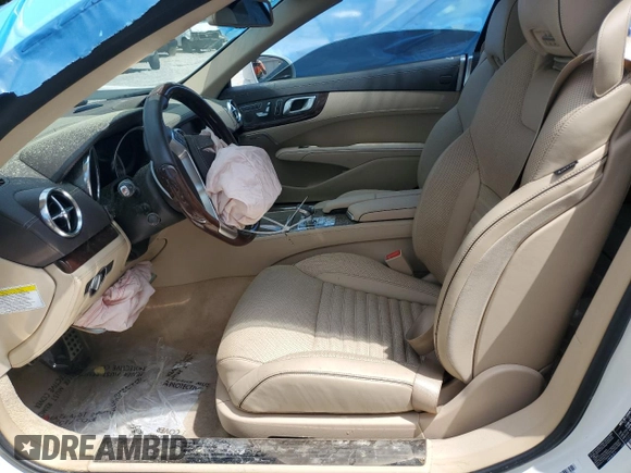 2013 Mercedes-Benz SL 550 z VIN WDDJK7DA8DF010049, wystawiony jako Copart lot #48033525 z przebiegiem Nie podano mil oraz Nie do naprawy • Non repairable. Historia ofert i sprzedaży dostępna na DreamBid. Obrazek 7.