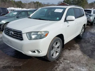 2008 Toyota Highlander Sport with VIN JTEES43A182097071, listed as a IAAI auction lot 41646267 with 198,540 mi miles. Bid and sale history available at carsss.com. Image 2.
