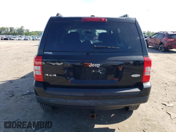 2014 Jeep Patriot Latitude z VIN 1C4NJRFB6ED884462, wystawiony jako Copart lot #60805885 z przebiegiem 95 995 mil mil oraz Czysty tytuł • Clean title. Historia ofert i sprzedaży dostępna na DreamBid. Obrazek 6.