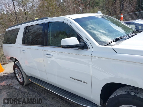 2016 GMC Yukon XL SLE with VIN 1GKS1FKC0GR331459, listed as a IAAI auction lot 41557718 with 203,803 mi miles. Bid and sale history available at carsss.com. Image 13.