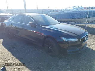 2018 Volvo S90 Momentum with VIN LVY982AK9JP024469, listed as a IAAI auction lot 41187331 with 129,121 mi miles. Bid and sale history available at carsss.com. Image 1.