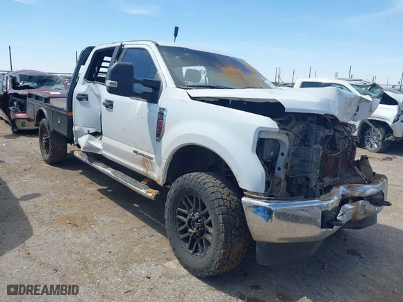 2017 Ford Super Duty F-250 SRW Lariat with VIN 1FT7W2BT4HEE63659, listed as a IAAI auction lot 41837078 with 1 mi miles. Bid and sale history available at carsss.com. Image 1.