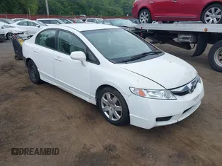 2009 Honda Civic LX z VIN 2HGFA16519H360615, wystawiony jako IAAI lot #42467838 z przebiegiem 177 901 mil mil oraz . Historia ofert i sprzedaży dostępna na DreamBid. Obrazek 1.