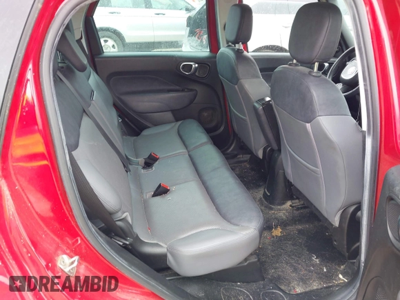 2014 FIAT 500L Lounge z VIN ZFBCFACH5EZ009320, wystawiony jako IAAI lot #42340573 z przebiegiem 147 946 mil mil oraz . Historia ofert i sprzedaży dostępna na DreamBid. Obrazek 8.