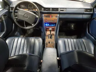 1987 Mercedes-Benz 300 with VIN WDBEB93D9HF036375, listed as a Copart auction lot 85326994 with 175,986 mi miles and Salvage Title. Bid and sale history available at DreamBid. Image 8.