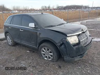 2009 Lincoln MKX with VIN 2LMDU68C19BJ04838, listed as a IAAI auction lot 41513786 with 213,306 mi miles. Bid and sale history available at carsss.com. Image 1.