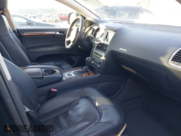 2008 Audi Q7 Premium with VIN WA1BY74L78D060953, listed as a IAAI auction lot 41370485 with 172,000 mi miles and . Bid and sale history available at DreamBid. Image 5.