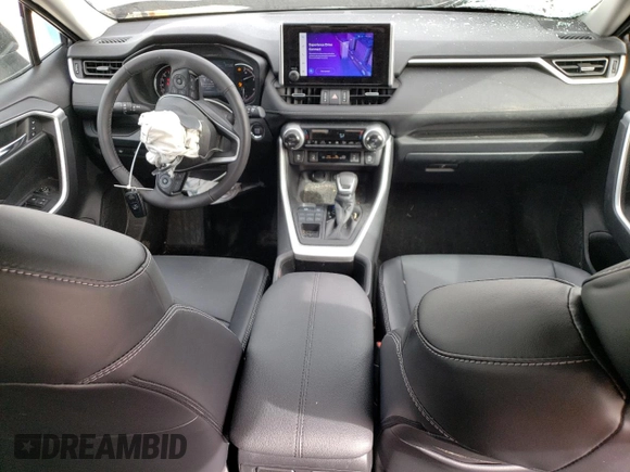2024 Toyota RAV4 XLE Premium z VIN 2T3A1RFV2RC416702, wystawiony jako Copart lot #49220345 z przebiegiem 14 147 mil mil oraz Szkoda całkowita • Salvage title. Historia ofert i sprzedaży dostępna na DreamBid. Obrazek 8.