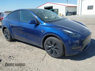 2024 Tesla Model Y Long Range with VIN 7SAYGDEE5RA329172, listed as a IAAI auction lot 41892147 with 8,030 mi miles and . Bid and sale history available at DreamBid. Image 1.