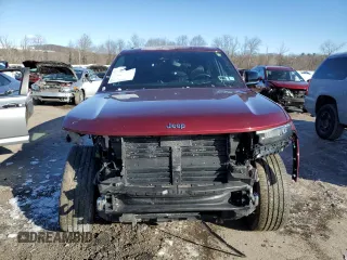 2022 Jeep Grand Cherokee Overland with VIN 1C4RJHDG1N8630323, listed as a Copart auction lot 45178015 with 31,493 mi miles and Salvage title. Bid and sale history available at DreamBid. Image 5.