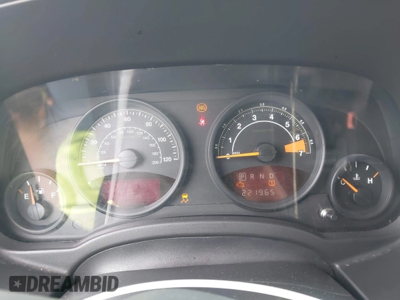 2014 Jeep Patriot Latitude with VIN 1C4NJPFA2ED564275, listed as a IAAI auction lot 42371032 with 221,965 mi miles and . Bid and sale history available at DreamBid. Image 7.