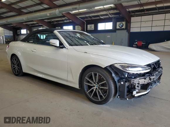 2024 BMW 4 Series 430i xDrive with VIN WBA43AT05RCN53407, listed as a Copart auction lot 50902385 with 34,304 mi miles and Clean Title. Bid and sale history available at carsss.com. Image 4.