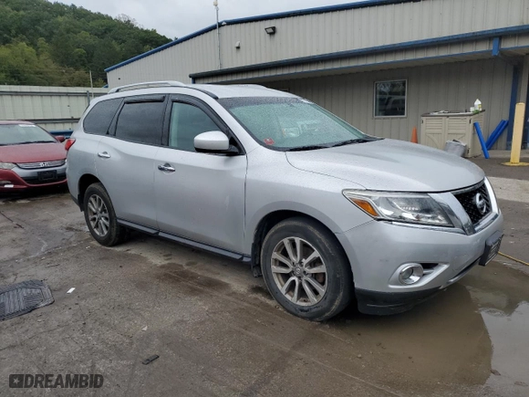 2015 Nissan Pathfinder Platinum with VIN 5N1AR2MM8FC712066, listed as a Copart auction lot 73313034 with 131,496 mi miles and Salvage Title. Bid and sale history available at carsss.com. Image 4.